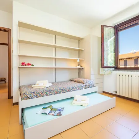 Gaya Center - Happy Apartament *